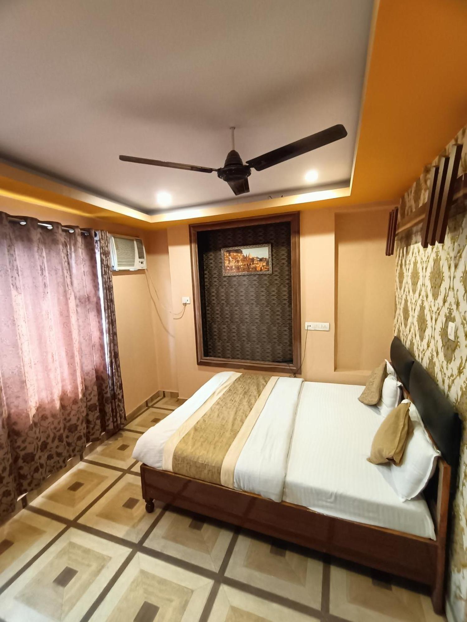 Hotel Picasso Varanasi Prime Location Dış mekan fotoğraf