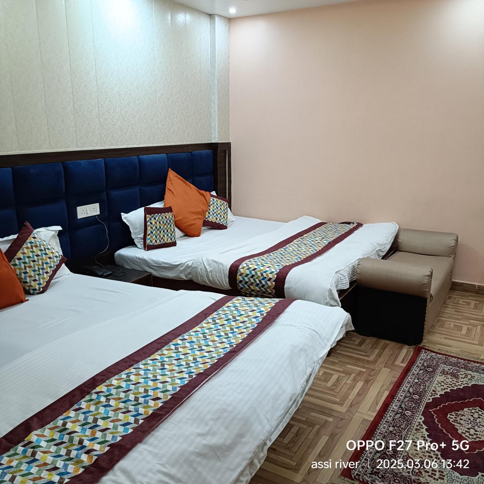 Hotel Picasso Varanasi Prime Location Dış mekan fotoğraf