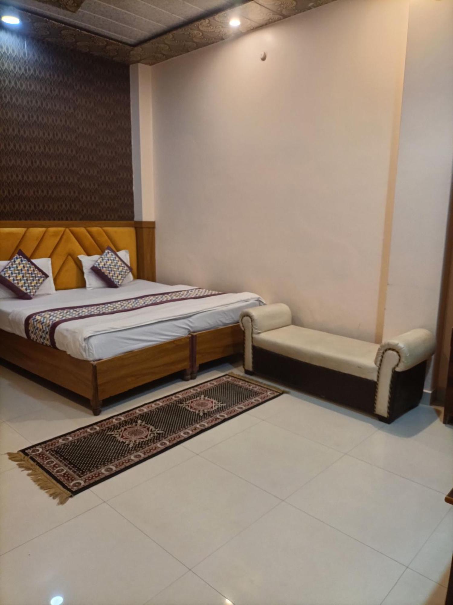 Hotel Picasso Varanasi Prime Location Dış mekan fotoğraf