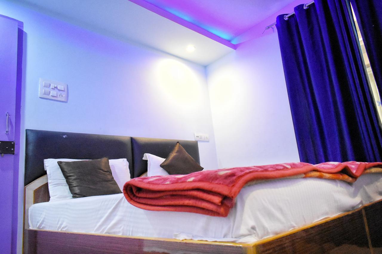 Hotel Picasso Varanasi Prime Location Dış mekan fotoğraf