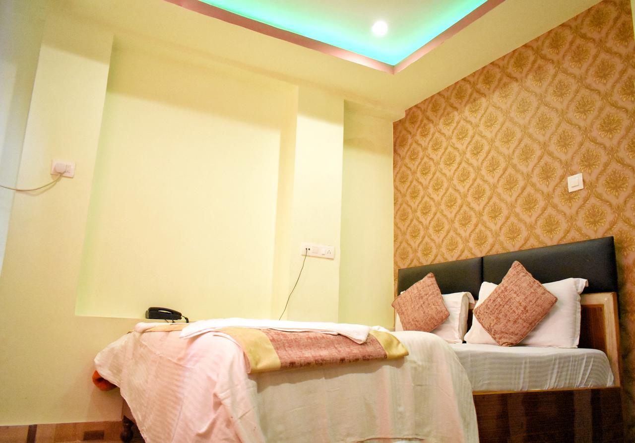 Hotel Picasso Varanasi Prime Location Dış mekan fotoğraf